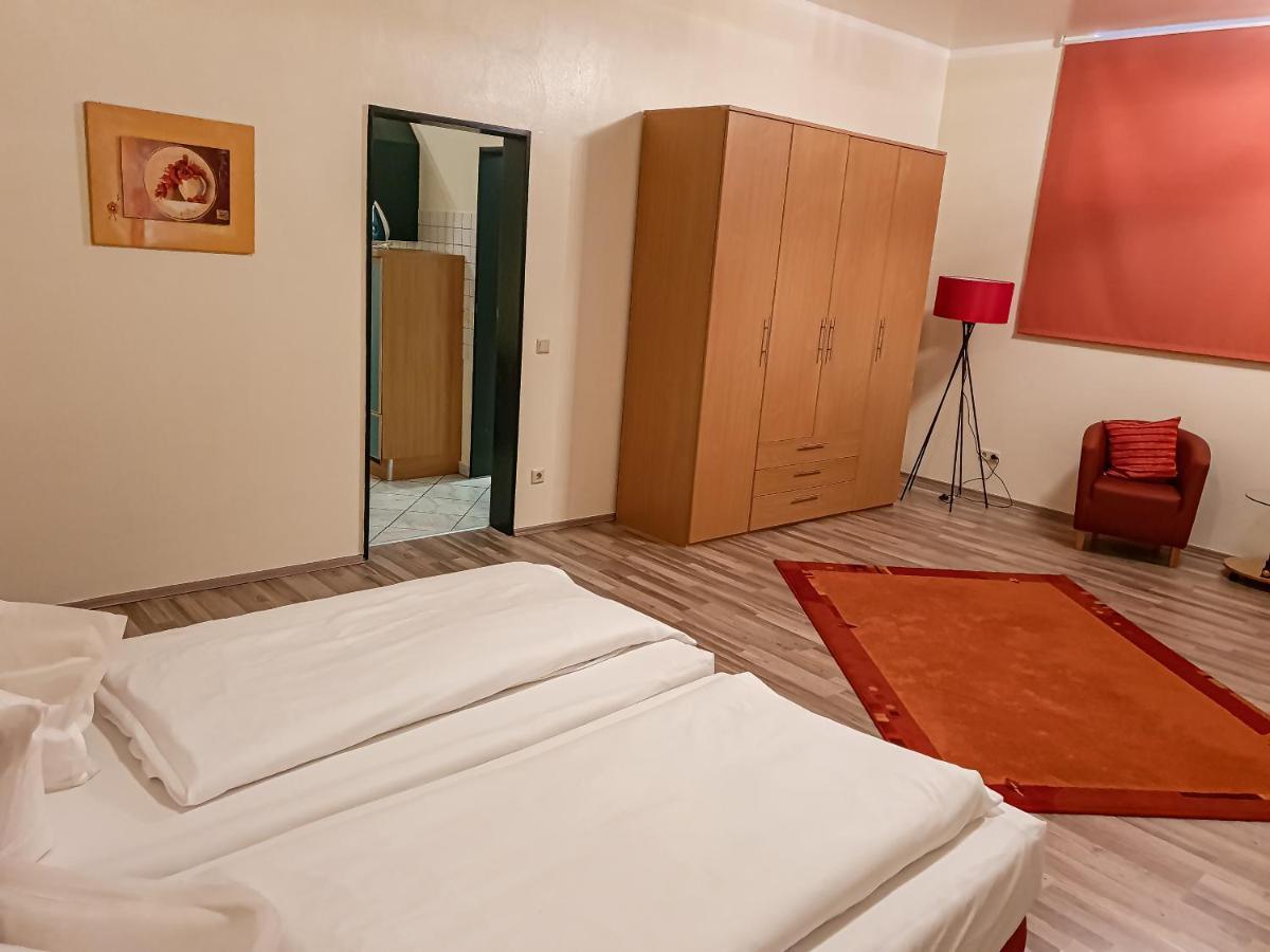 Double Room Souterrain or Basement,1022765428:JPEG